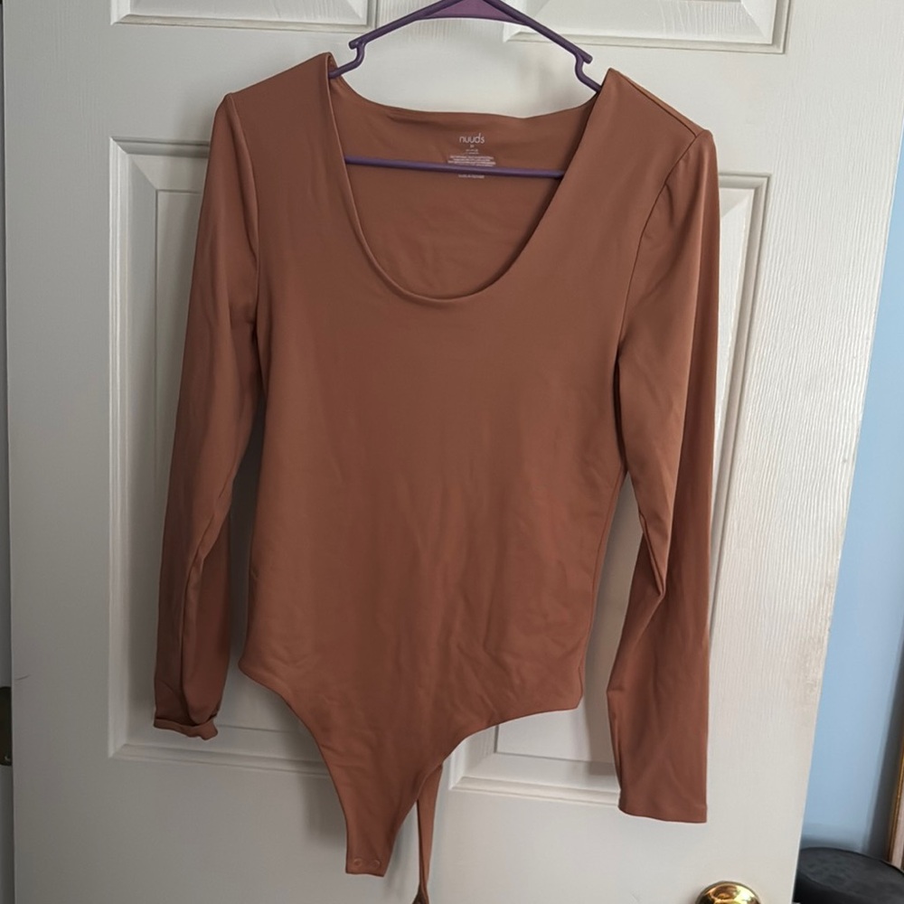 NUUDS Brown Fitted Long Sleeve Bodysuit